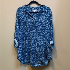 🏝🏝🏝Motherhood green and white flowers top